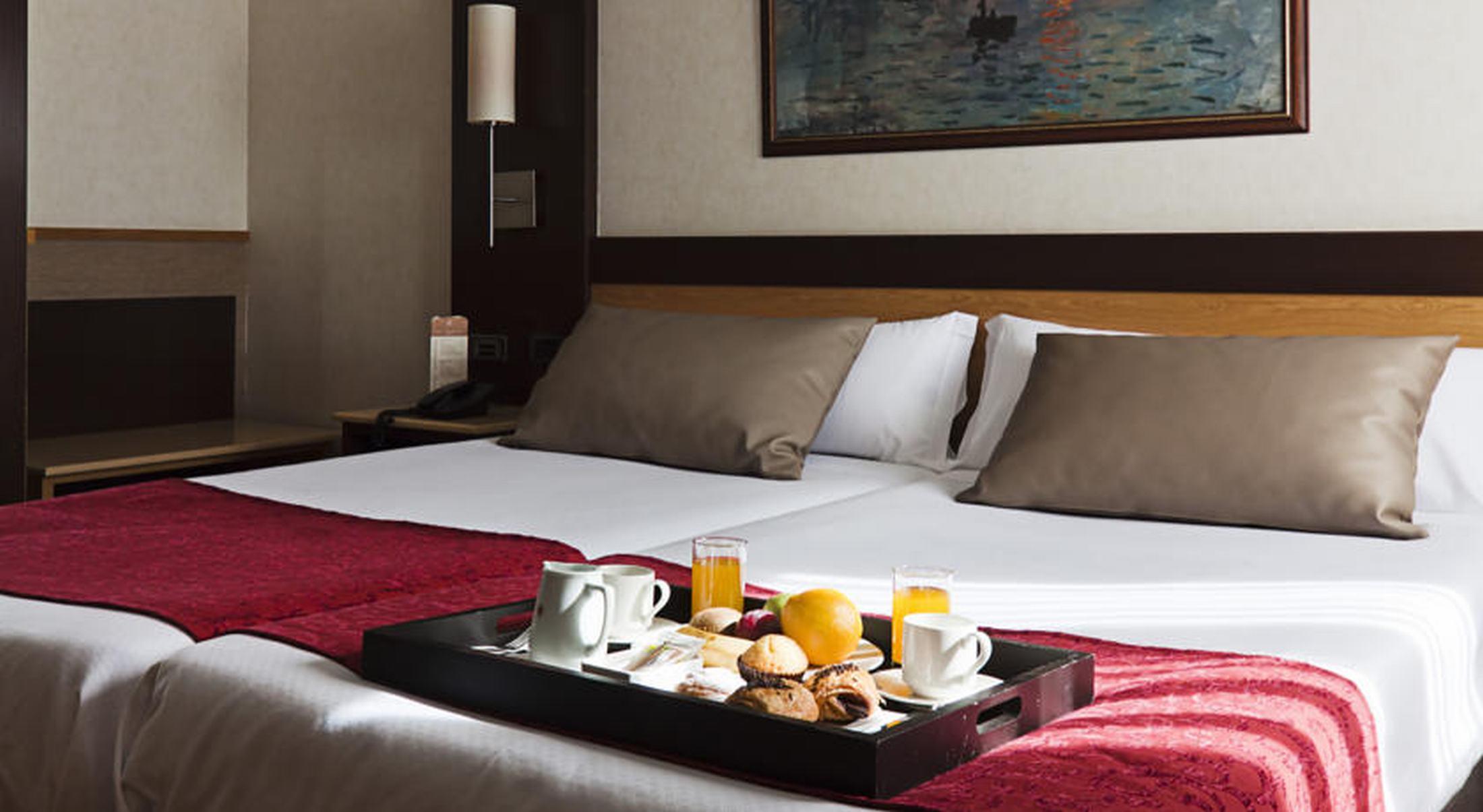Catalonia Santa Justa Hotel Севиля Екстериор снимка