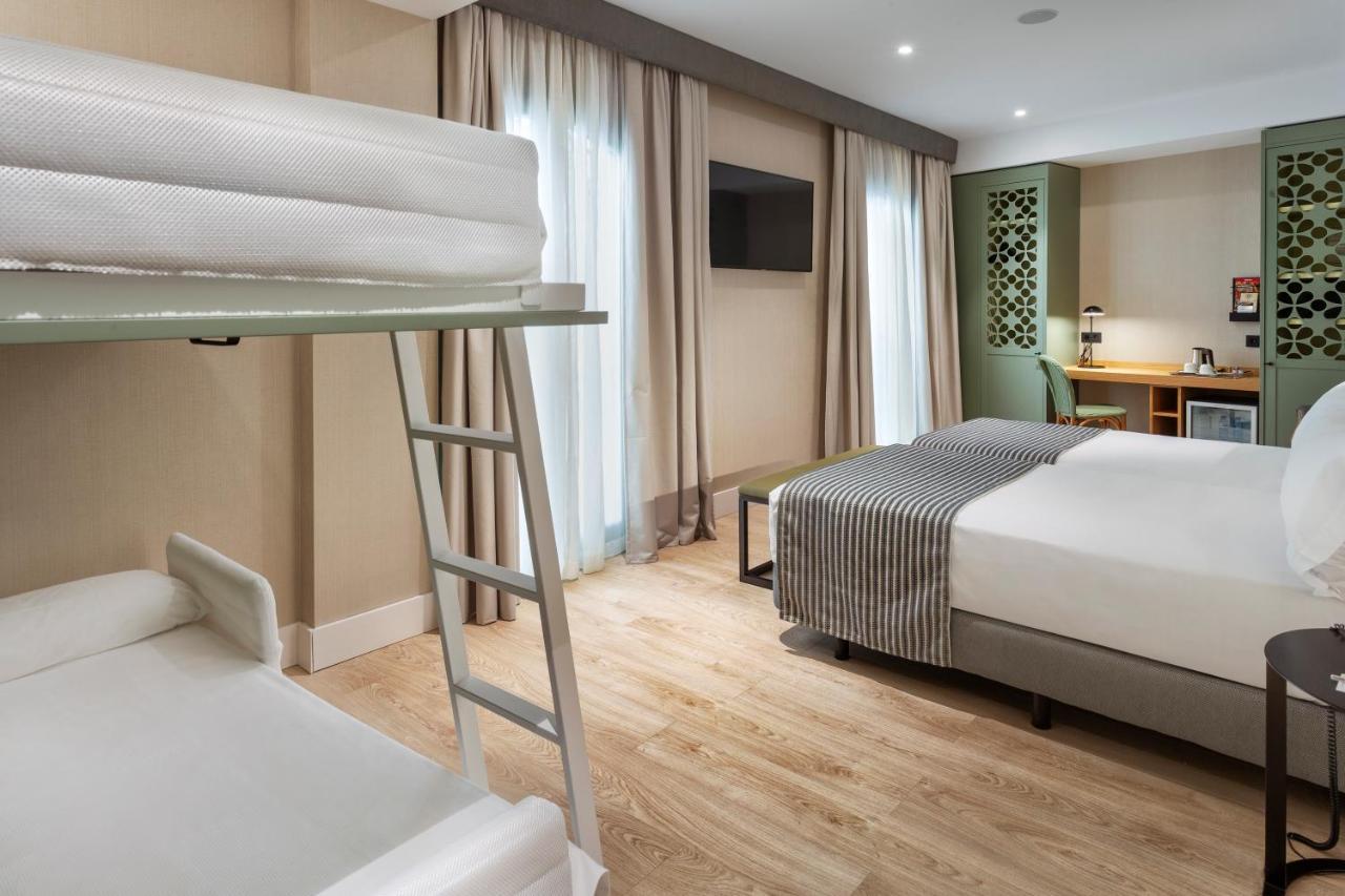 Catalonia Santa Justa Hotel Севиля Стая снимка