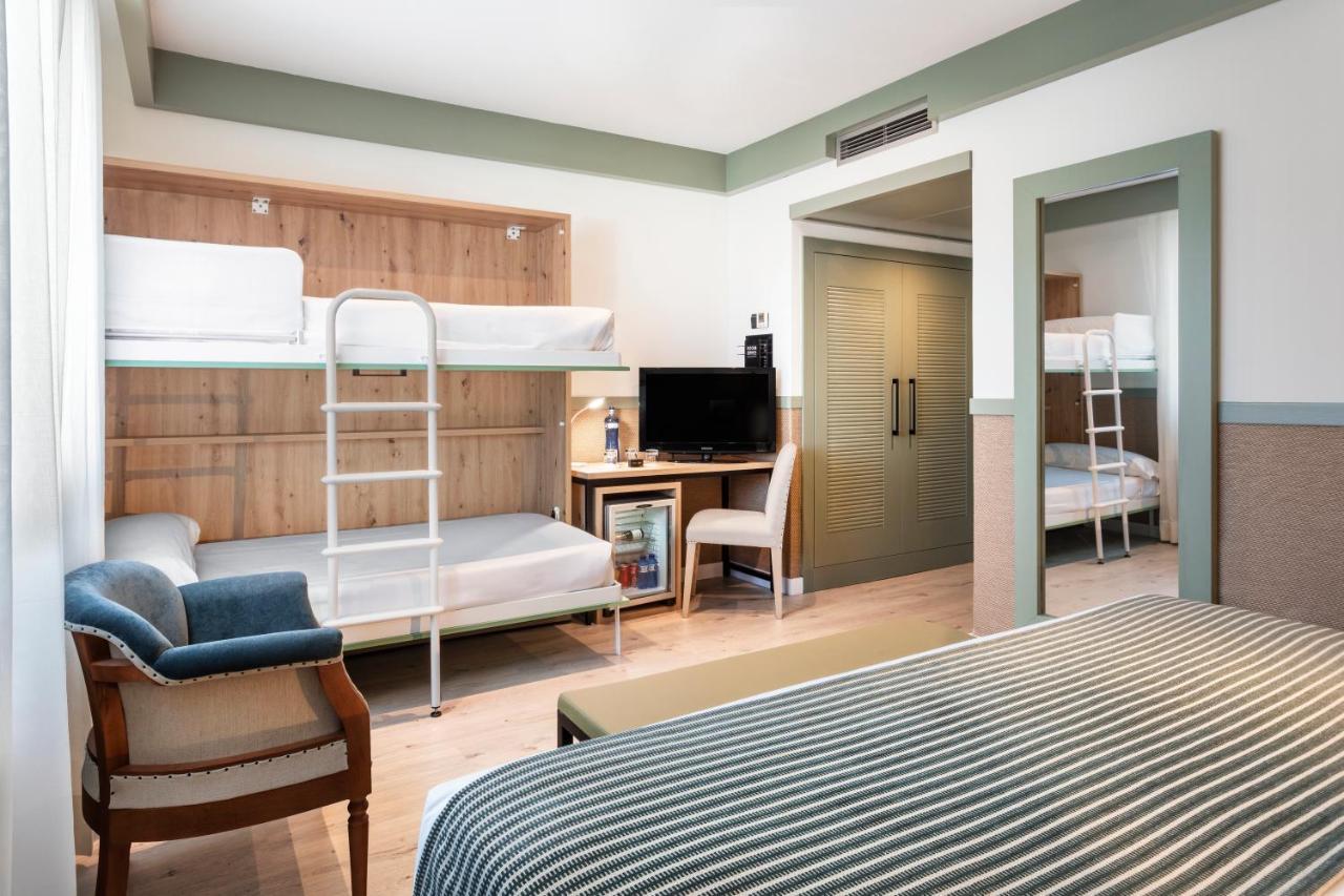 Catalonia Santa Justa Hotel Севиля Стая снимка