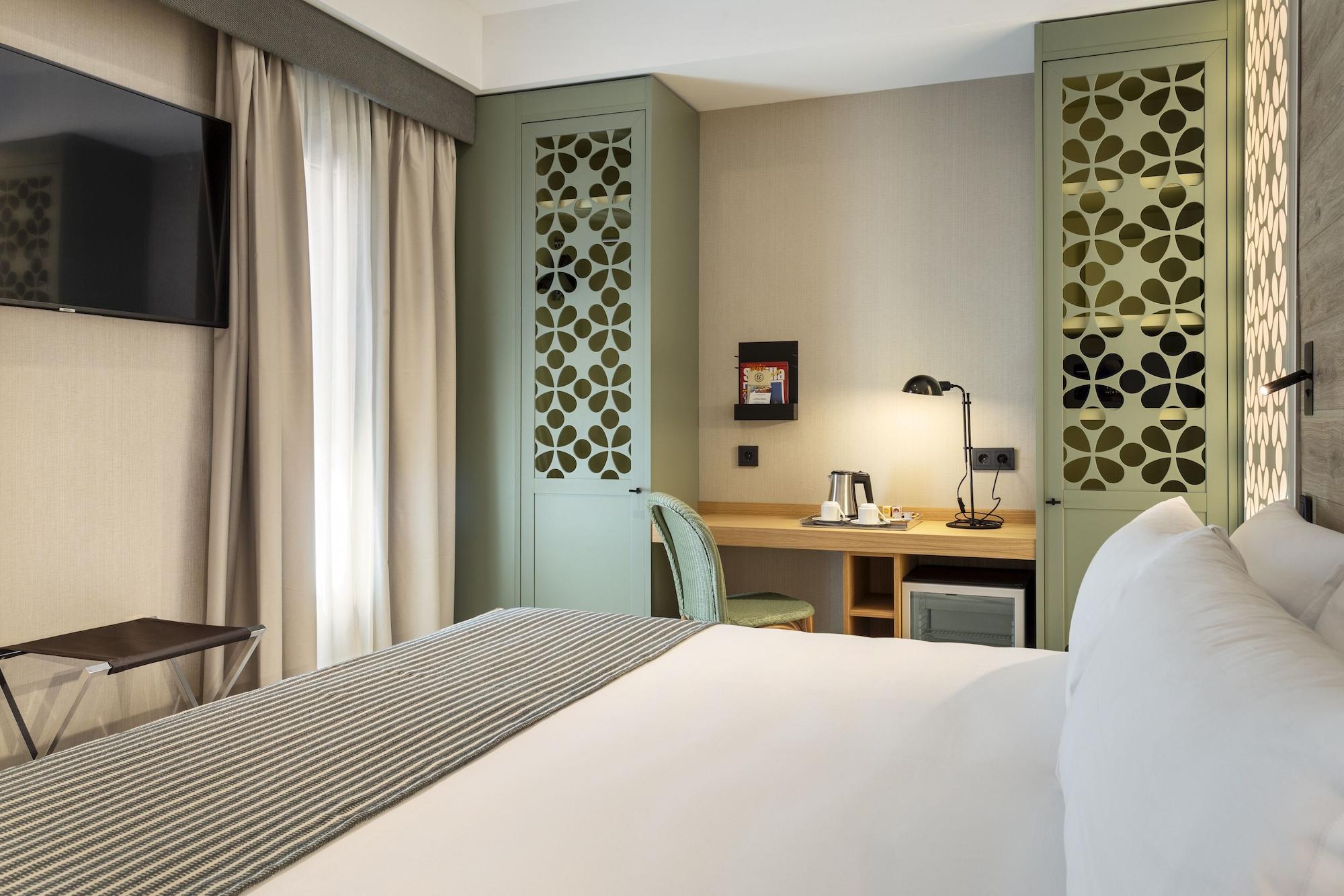 Catalonia Santa Justa Hotel Севиля Екстериор снимка