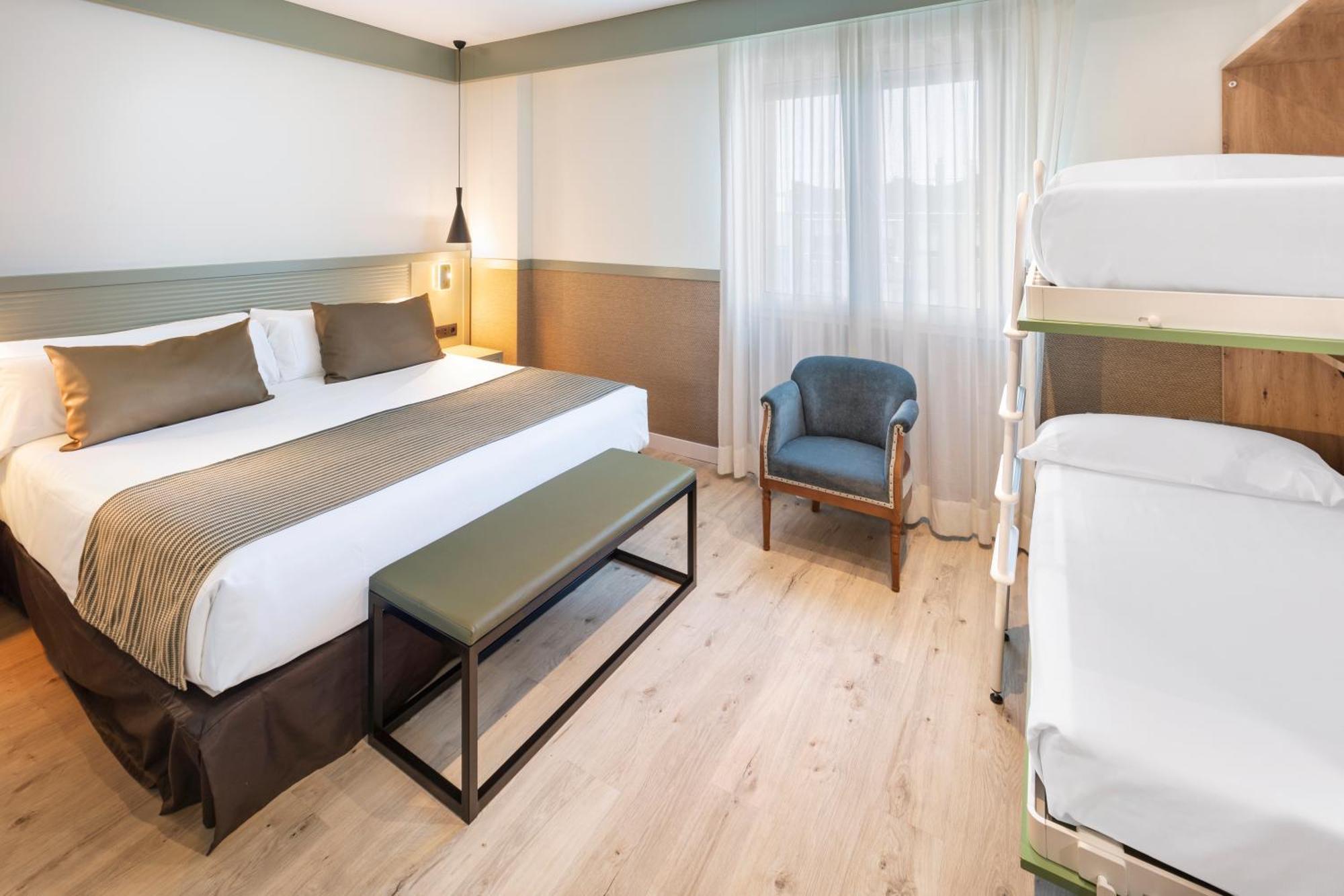 Catalonia Santa Justa Hotel Севиля Стая снимка