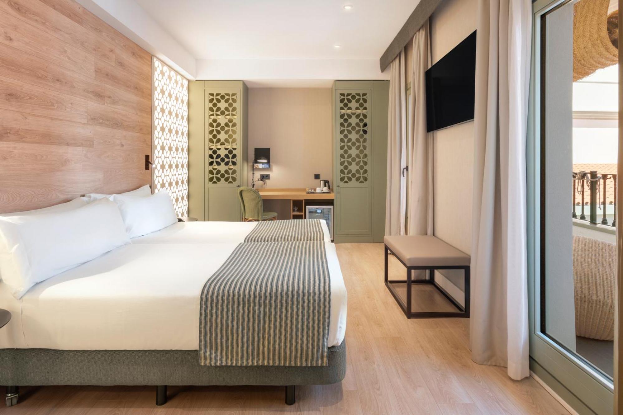 Catalonia Santa Justa Hotel Севиля Стая снимка