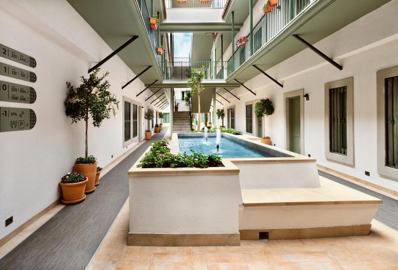 Catalonia Santa Justa Hotel Севиля Екстериор снимка